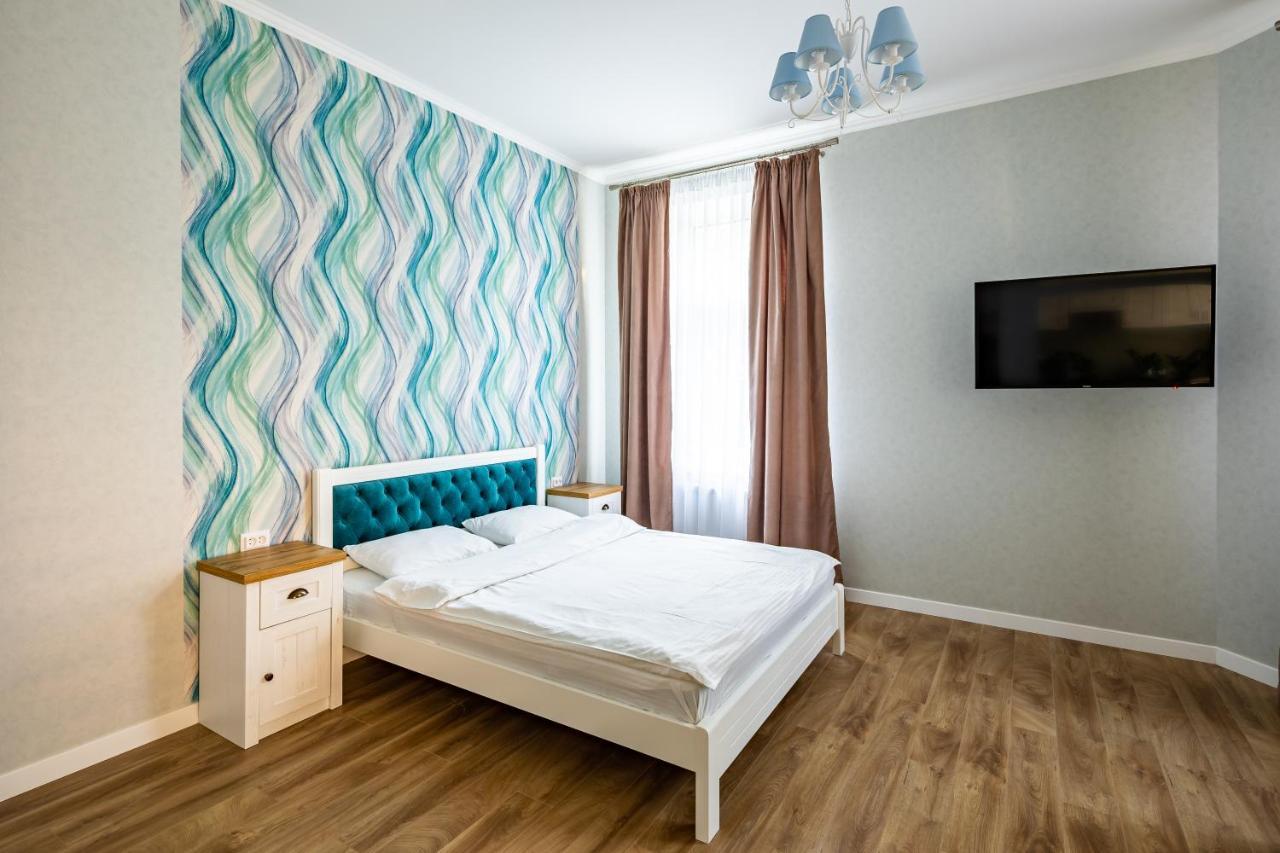 Leontovycha Apartment Lviv Ngoại thất bức ảnh