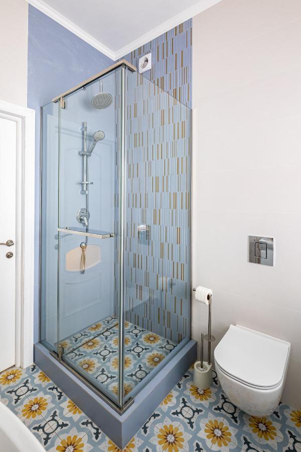 Leontovycha Apartment Lviv Ngoại thất bức ảnh